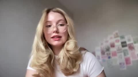 Audrey online show from September 29, 2:43 am