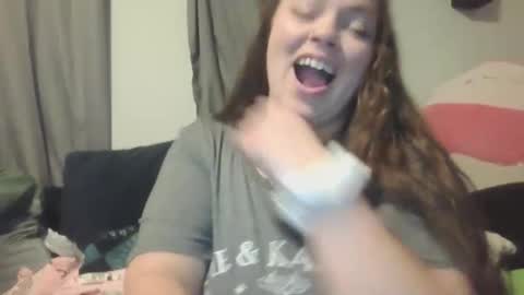 horneygirl88ddd online show from October 15, 5:00 am