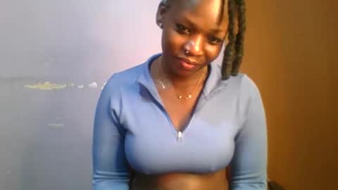 Snapshot of horny_hearts chatting on October 23, 5:42 am phanice online show from October 23, 5:42 am