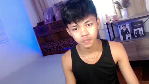 horny_joshxxx online show from June 3, 11:21 pm
