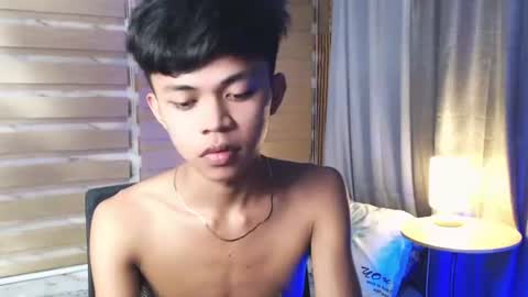 horny_joshxxx online show from March 26, 12:21 pm