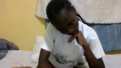 andalia online show from March 10, 11:45 am