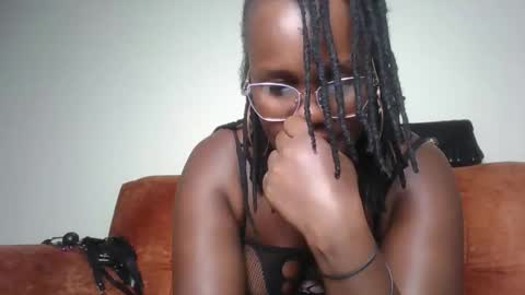 Lucy online show from January 12, 6:48 pm