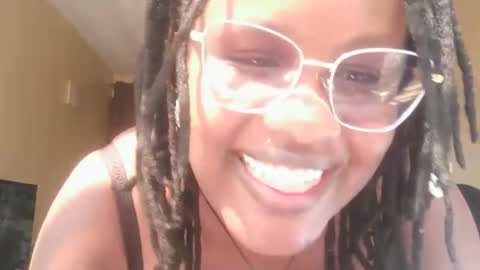 Lucy online show from November 5, 7:10 am