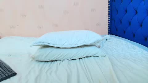 Snapshot of hornybarelylegalgirl chatting on March 2, 6:51 pm Khloe online show from March 2, 6:51 pm