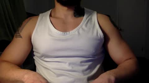Snapshot of hornybbcxx chatting on February 27, 12:03 am hornybbcxx online show from February 27, 12:03 am