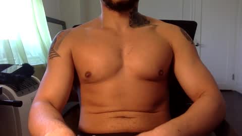 Snapshot of hornybbcxx chatting on February 4, 7:00 pm hornybbcxx online show from February 4, 7:00 pm