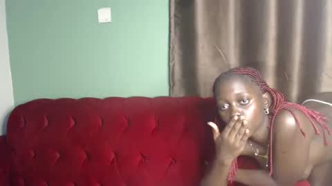 Snapshot of hornybella4 chatting on February 8, 3:19 am Bella online show from February 8, 3:19 am