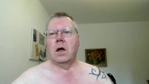 Snapshot of hornydick874303 chatting on October 5, 7:50 am Meikelmeier online show from October 5, 7:50 am