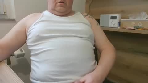 Snapshot of hornydick874303 chatting on December 13, 9:57 am Meikelmeier online show from December 13, 9:57 am