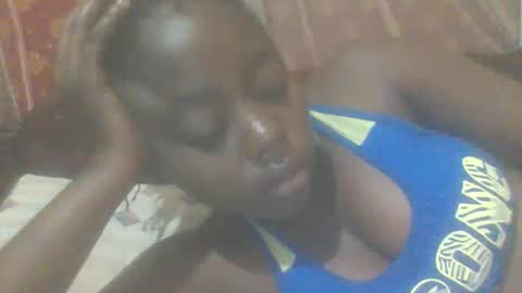 hornygal001 online show from February 10, 5:21 am