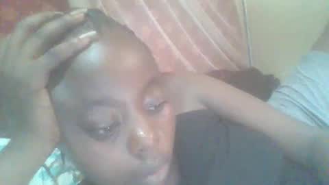 hornygal001 online show from December 20, 8:43 am