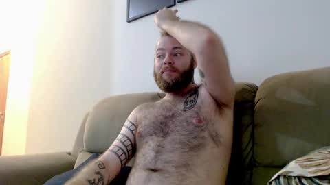 Snapshot of hornyhairy_bi chatting on October 14, 2:14 am Harry online show from October 14, 2:14 am