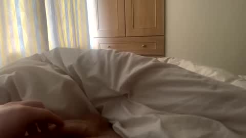 Snapshot of hornyian91 chatting on December 28, 10:14 am Liverpool lad online show from December 28, 10:14 am