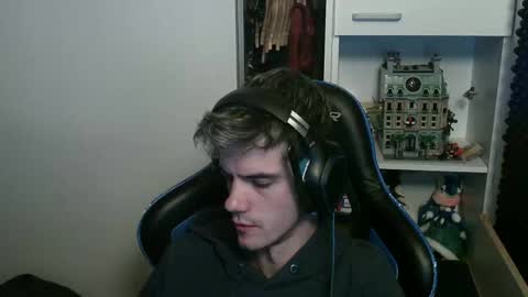 Joey online show from November 20, 1:15 am