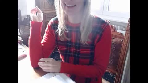 Hornyssima online show from November 7, 9:01 am