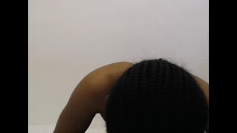 hornyxbum online show from May 6, 11:38 am