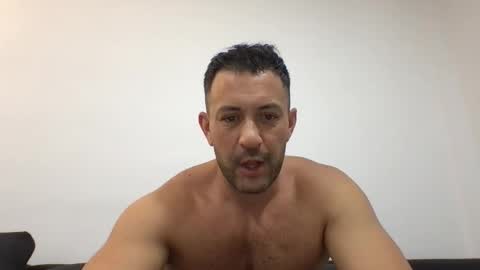 Chriss90 online show from May 6, 7:20 pm