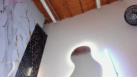 hot__genesis online show from June 7, 2:06 am
