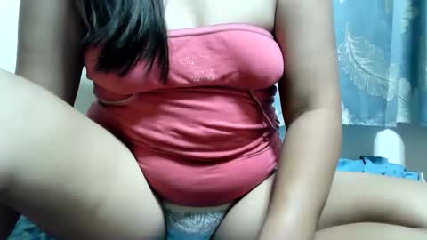 hot_asianmoma online show from February 26, 2:42 pm