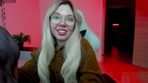   online show from November 30, 4:58 pm