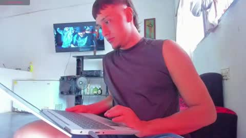 hot boy 04 online show from July 19, 3:36 pm