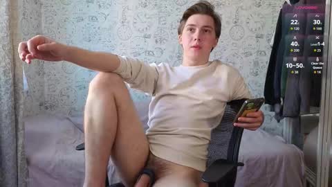 Snapshot of hot_boy_oscar chatting on October 8, 11:16 am Oscar online show from October 8, 11:16 am