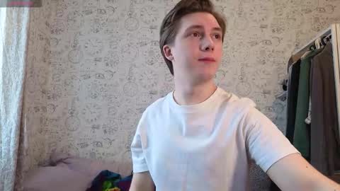 Snapshot of hot_boy_oscar chatting on October 12, 11:14 am Oscar online show from October 12, 11:14 am