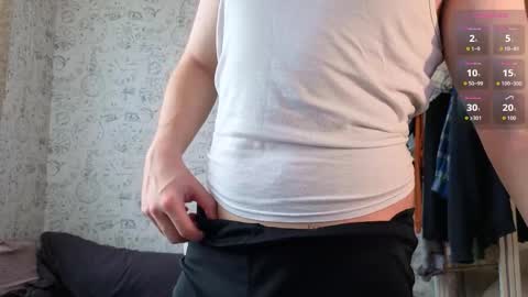 Snapshot of hot_boy_oscar chatting on September 16, 11:12 am Oscar online show from September 16, 11:12 am