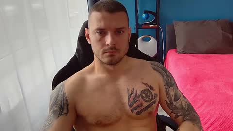 hot_cap_77 online show from July 7, 8:40 am