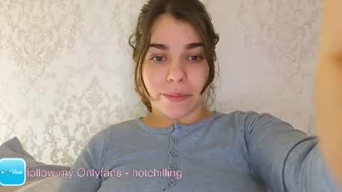 LiluCaroline online show from February 7, 5:05 pm