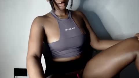 Snapshot of hot_chocoxxxx chatting on October 25, 7:40 am sonia  mis choco online show from October 25, 7:40 am