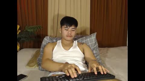 hot_emmanuel online show from March 25, 8:54 am