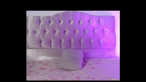 hot_people1 online show from June 21, 2:18 am