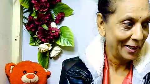 hot queen online show from June 10, 6:12 am