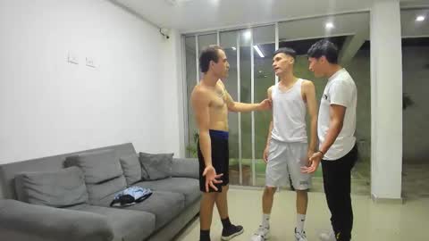 Vanesa Oliver and Andrew online show from November 13, 3:42 am