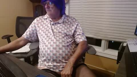 SissySlutBitch online show from July 6, 4:20 am