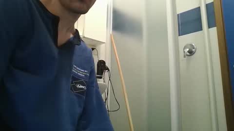 hotandwild2003 online show from April 6, 12:08 am