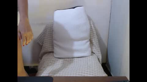 hotasianyue69 online show from January 17, 7:12 pm