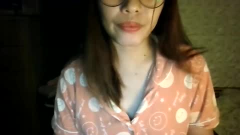 hotchick2099 online show from March 29, 3:57 pm