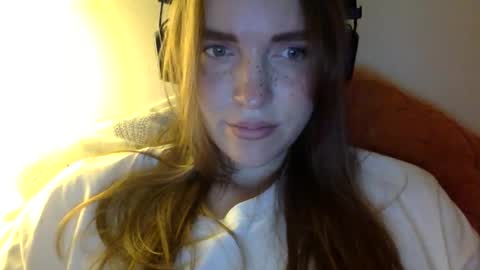 effy online show from November 30, 9:11 pm