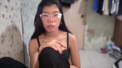 hotestpinayxxx online show from April 9, 5:55 am