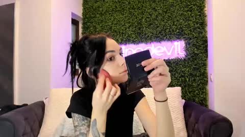 Snapshot of hotfallingdevil chatting on February 14, 5:51 am hotfallingdevil online show from February 14, 5:51 am