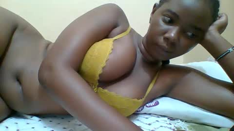 Queen online show from May 15, 5:05 am