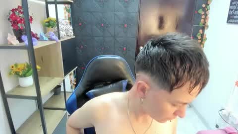 hannah online show from April 19, 3:07 am