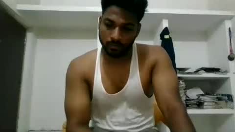 hothunkman352176 online show from July 7, 6:56 pm