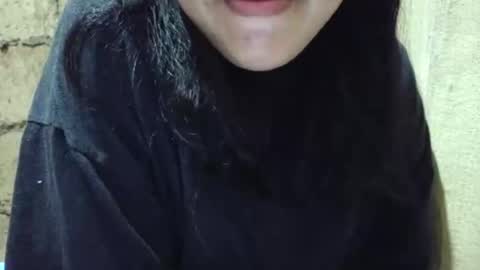 hotiemorenagurl18 online show from November 22, 8:57 am