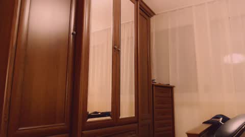 Angela online show from February 14, 1:23 am