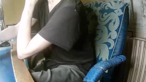 hotleopold online show from April 25, 9:45 pm