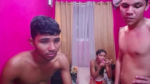 emma and alex we like suck deep and fuck hard we like shows fetish and 69 double penetration online show from March 21, 6:56 pm